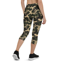 Load image into Gallery viewer, Womens Army Camo Capri Leggings with Honeycombs
