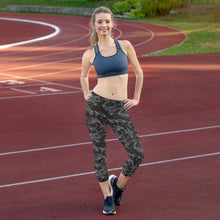 Load image into Gallery viewer, Womens Black Camo Capri Leggings