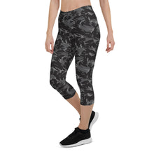 Load image into Gallery viewer, Womens Black Camo Capri Leggings
